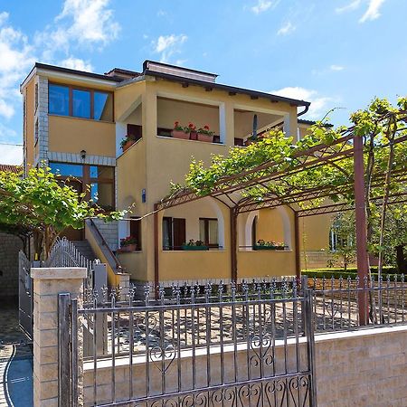 Apartment Korelic Green Garden Porec Esterno foto