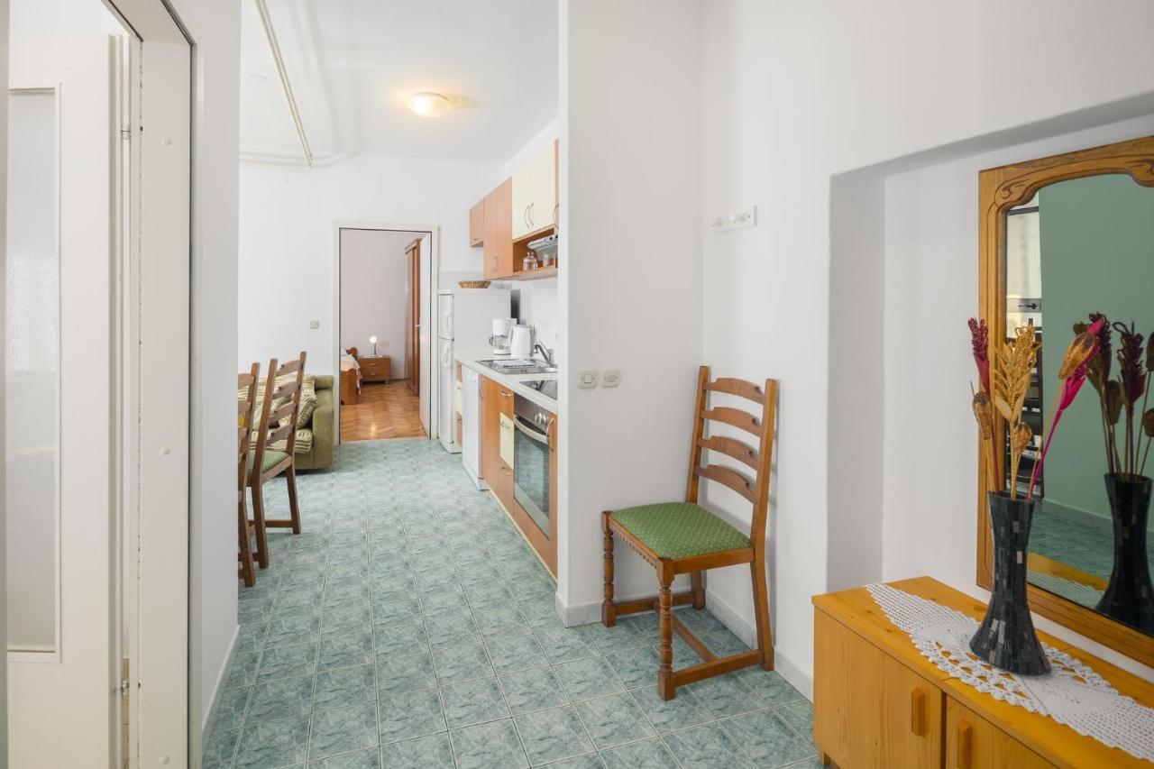Apartment Korelic Green Garden Porec Esterno foto