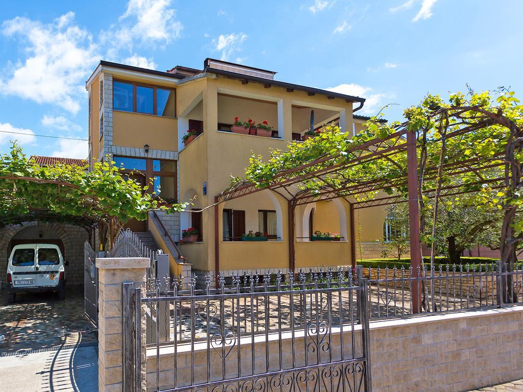 Apartment Korelic Green Garden Porec Esterno foto