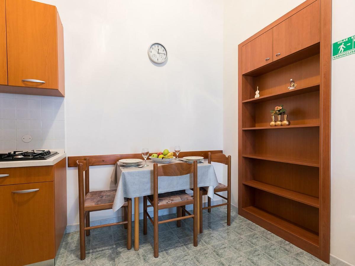 Apartment Korelic Green Garden Porec Esterno foto